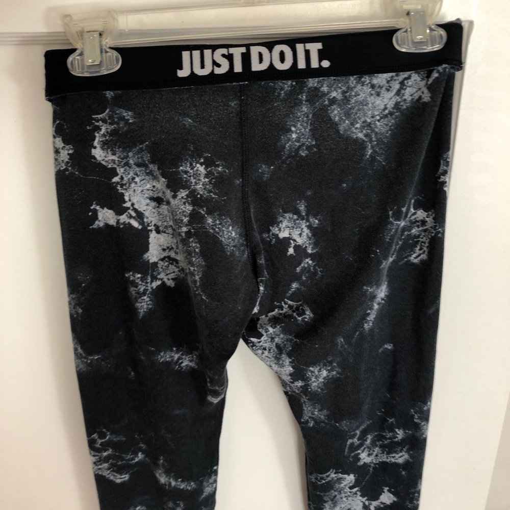 Nike leggings
